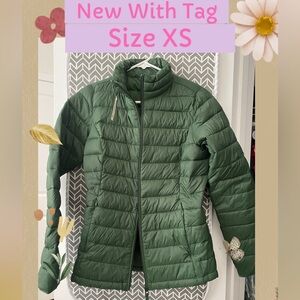 New With Tag Amazon Essential Puffer Zip Up Size XS 4-6